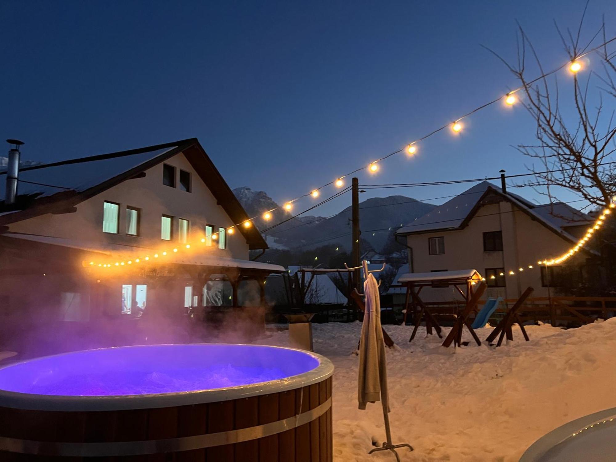Milea'S Guesthouse Bran  Buitenkant foto